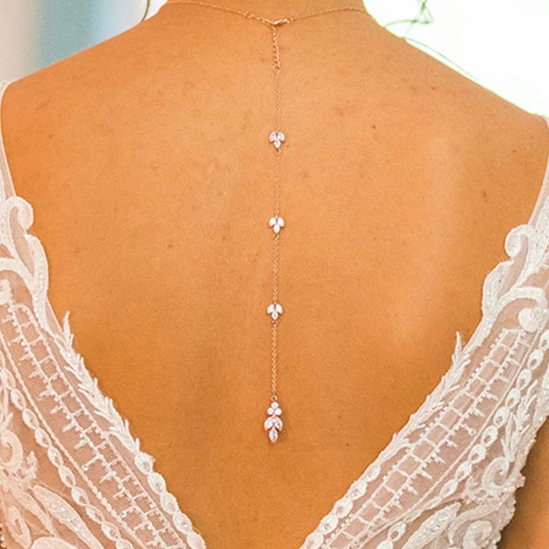 Body Jewelry For Backless Dress - 女性用バックドロップネックレス ゴールドクリスタルリーフペンダント ブライダルバックチェーン ボディジュエリー バックレスドレス ウェディングパーティーアクセサリー