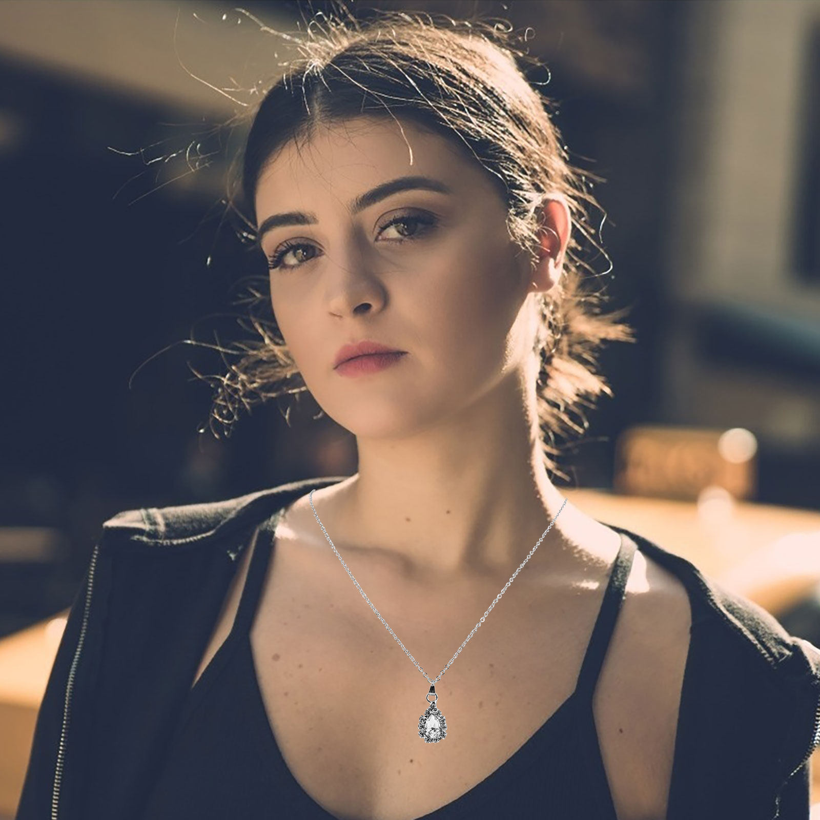 背中を飾るネックレス、ドロップ型、女性用、チェーン、アクセサ - Body Jewelry For Backless Dress のレビューと価格