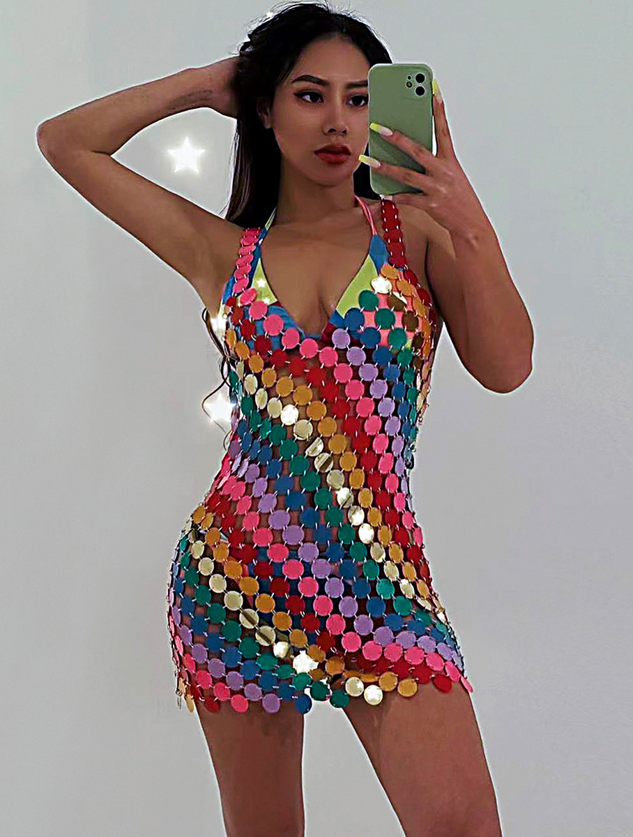 セクシーなホルターネックラインとカラフルなスパンコールのボデ - Body Jewelry For Backless Dress のレビューと価格
